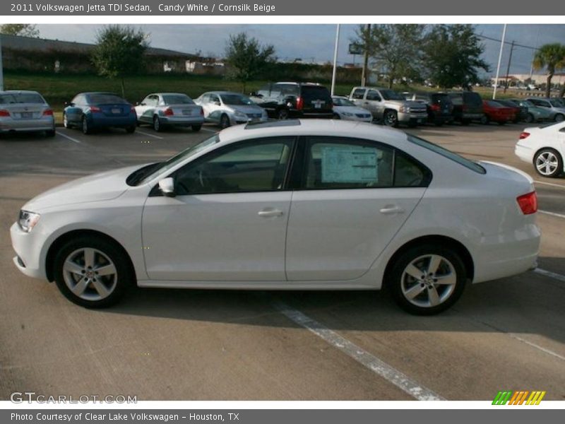 Candy White / Cornsilk Beige 2011 Volkswagen Jetta TDI Sedan