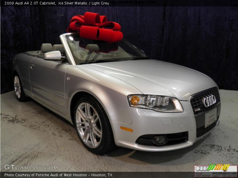 Ice Silver Metallic / Light Grey 2009 Audi A4 2.0T Cabriolet