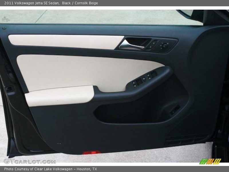 Black / Cornsilk Beige 2011 Volkswagen Jetta SE Sedan