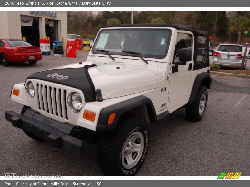 Stone White / Dark Slate Gray 2006 Jeep Wrangler X 4x4