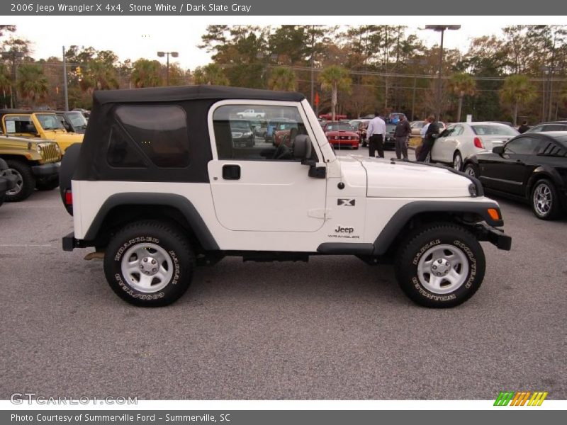 Stone White / Dark Slate Gray 2006 Jeep Wrangler X 4x4
