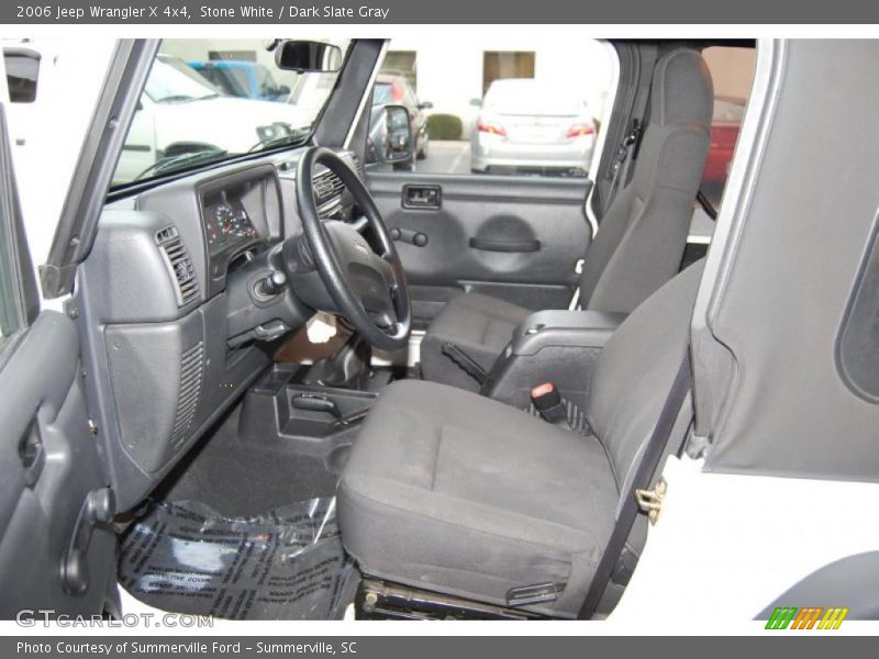 Stone White / Dark Slate Gray 2006 Jeep Wrangler X 4x4