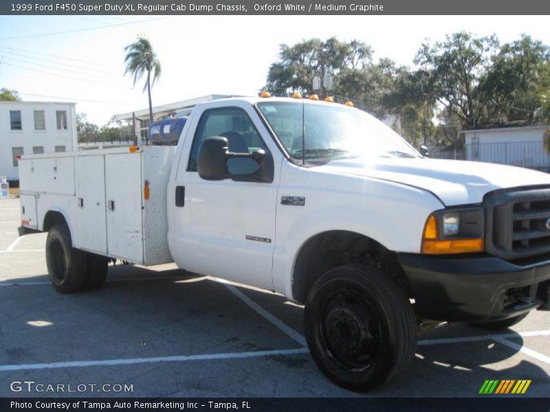 Oxford White / Medium Graphite 1999 Ford F450 Super Duty XL Regular Cab Dump Chassis