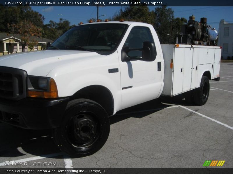 Oxford White / Medium Graphite 1999 Ford F450 Super Duty XL Regular Cab Dump Chassis
