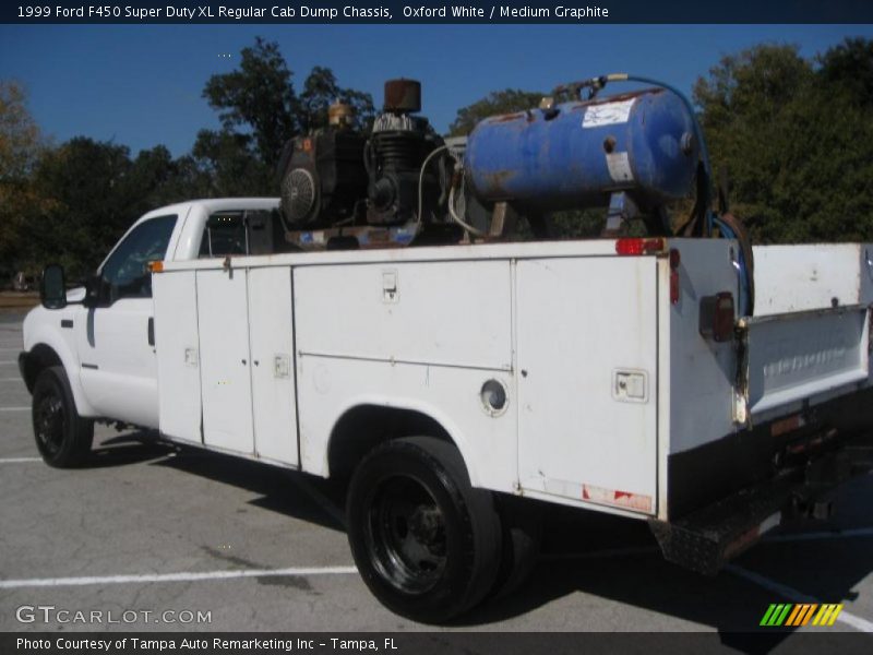 Oxford White / Medium Graphite 1999 Ford F450 Super Duty XL Regular Cab Dump Chassis