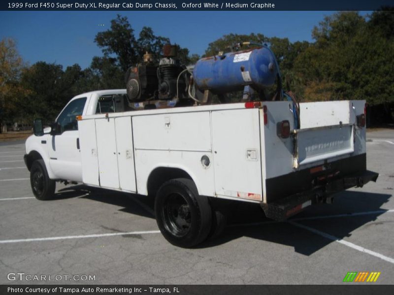 Oxford White / Medium Graphite 1999 Ford F450 Super Duty XL Regular Cab Dump Chassis