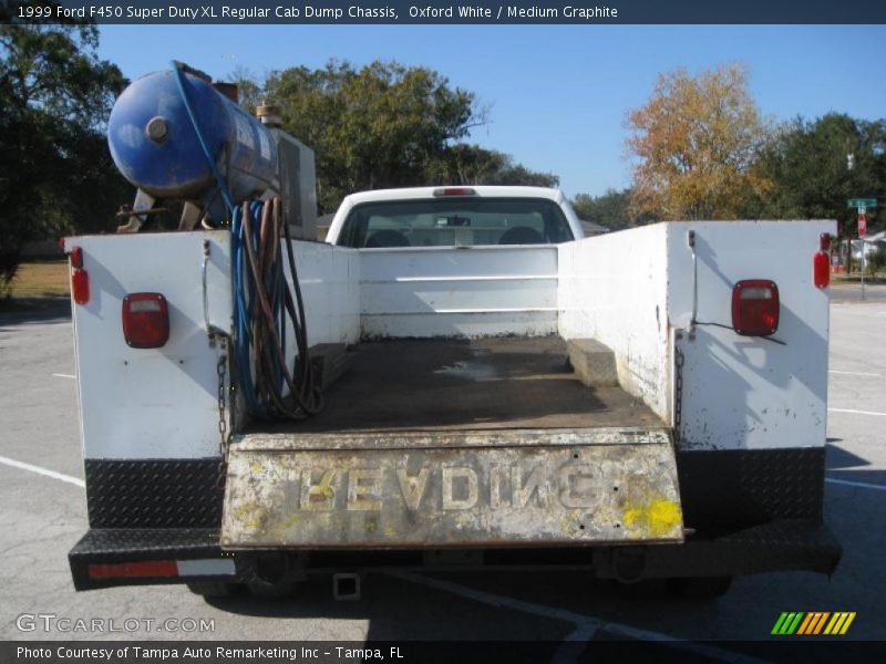 Oxford White / Medium Graphite 1999 Ford F450 Super Duty XL Regular Cab Dump Chassis