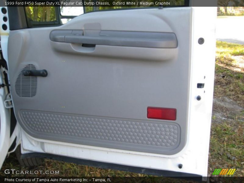 Oxford White / Medium Graphite 1999 Ford F450 Super Duty XL Regular Cab Dump Chassis