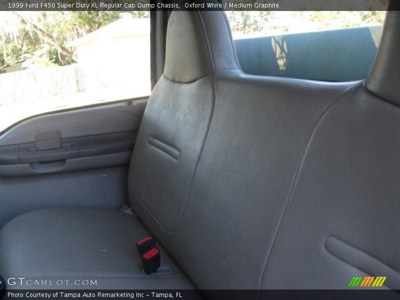 Oxford White / Medium Graphite 1999 Ford F450 Super Duty XL Regular Cab Dump Chassis