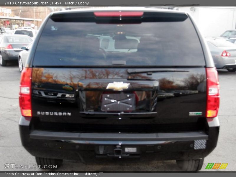 Black / Ebony 2010 Chevrolet Suburban LT 4x4