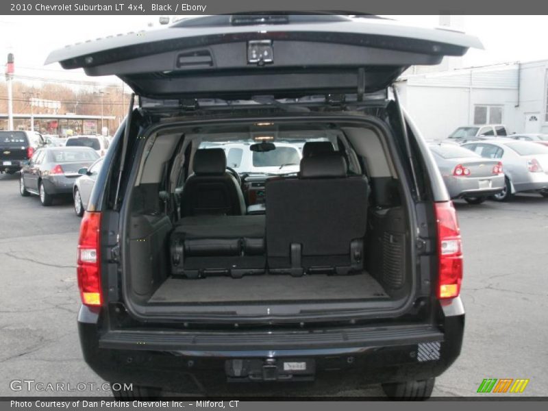 Black / Ebony 2010 Chevrolet Suburban LT 4x4