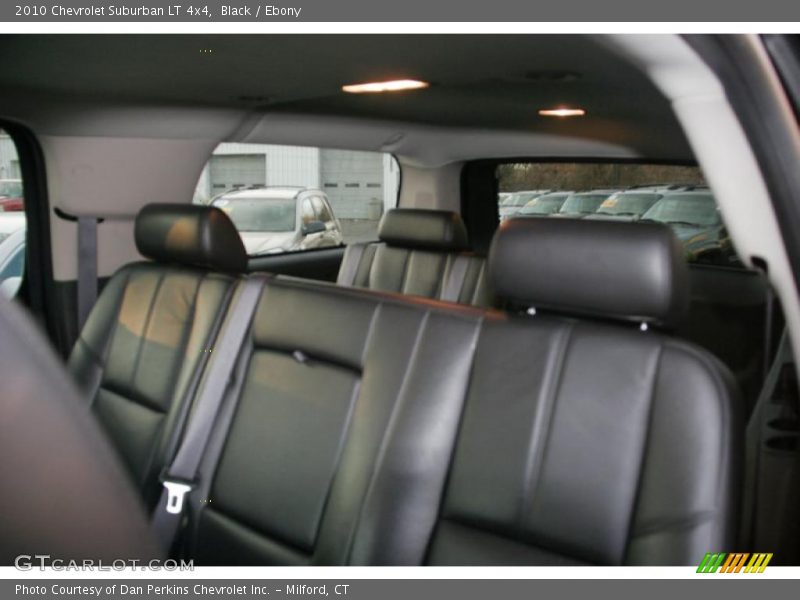 Black / Ebony 2010 Chevrolet Suburban LT 4x4