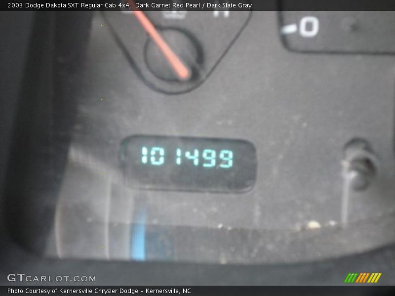 Dark Garnet Red Pearl / Dark Slate Gray 2003 Dodge Dakota SXT Regular Cab 4x4