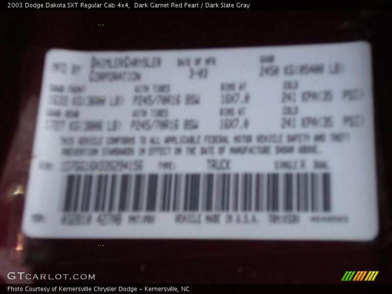 Dark Garnet Red Pearl / Dark Slate Gray 2003 Dodge Dakota SXT Regular Cab 4x4
