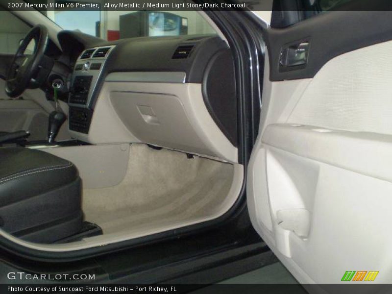 Alloy Metallic / Medium Light Stone/Dark Charcoal 2007 Mercury Milan V6 Premier