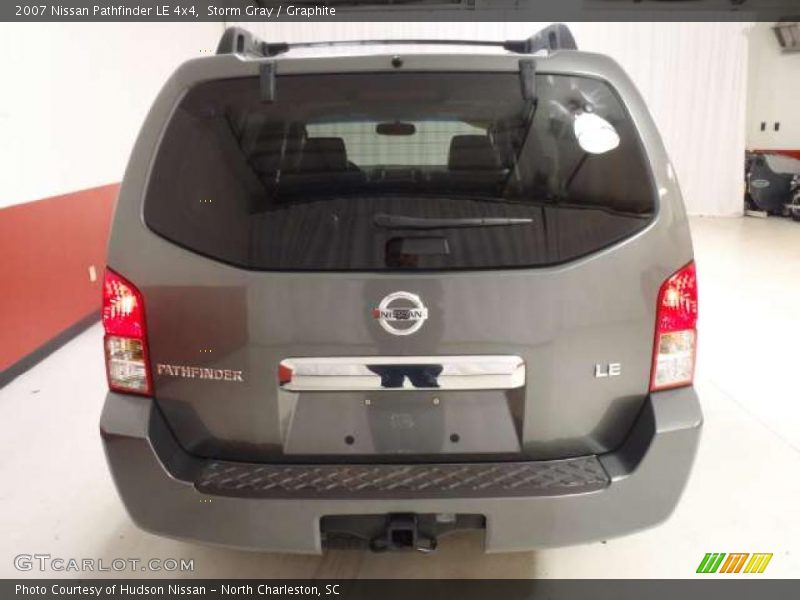 Storm Gray / Graphite 2007 Nissan Pathfinder LE 4x4