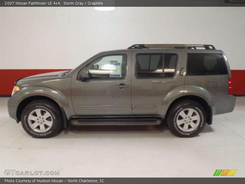 Storm Gray / Graphite 2007 Nissan Pathfinder LE 4x4