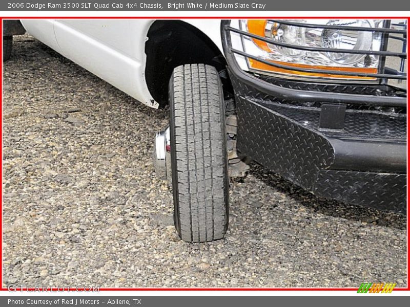 Bright White / Medium Slate Gray 2006 Dodge Ram 3500 SLT Quad Cab 4x4 Chassis