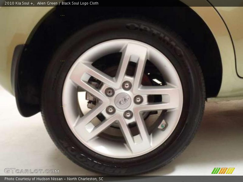 Alien Green / Black Soul Logo Cloth 2010 Kia Soul +