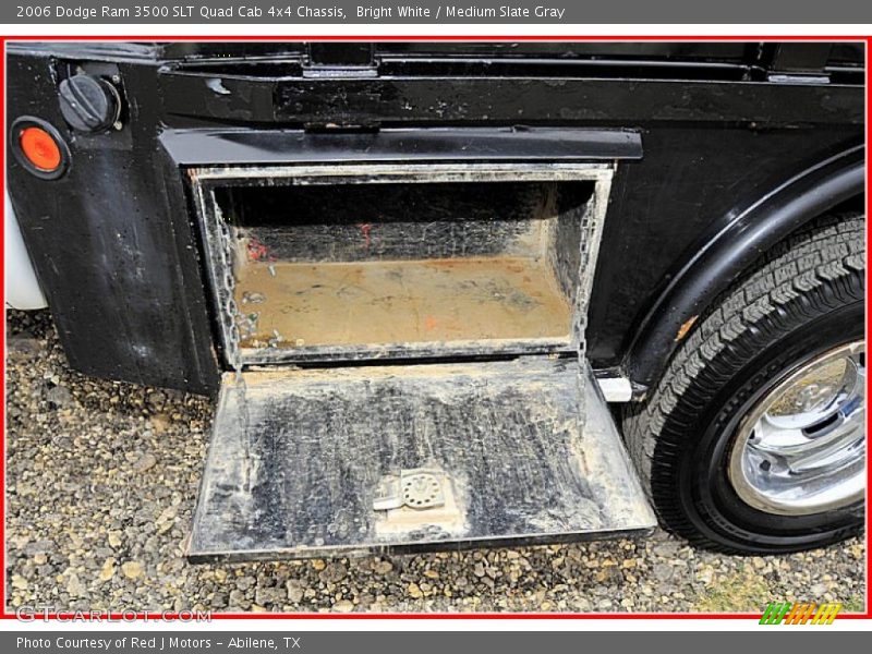 Bright White / Medium Slate Gray 2006 Dodge Ram 3500 SLT Quad Cab 4x4 Chassis