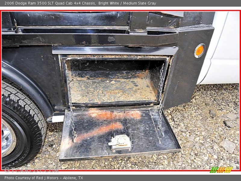 Bright White / Medium Slate Gray 2006 Dodge Ram 3500 SLT Quad Cab 4x4 Chassis