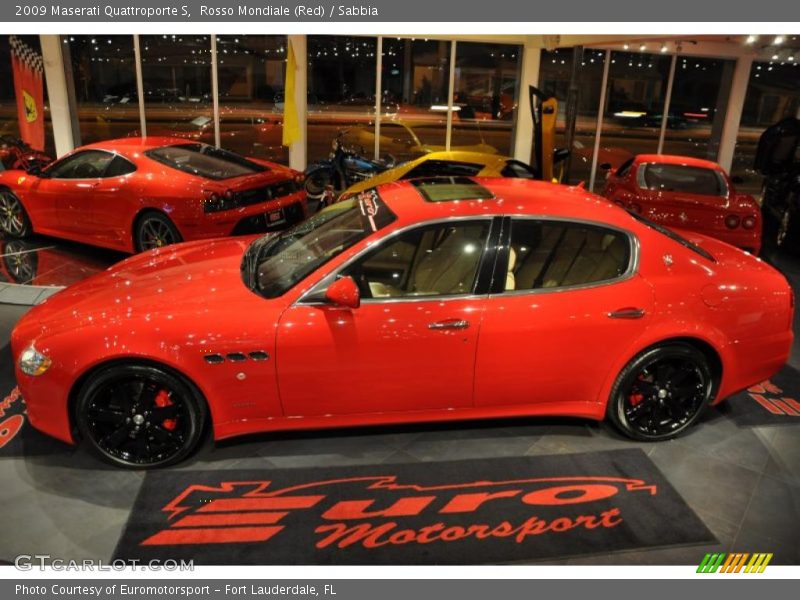 Rosso Mondiale (Red) / Sabbia 2009 Maserati Quattroporte S