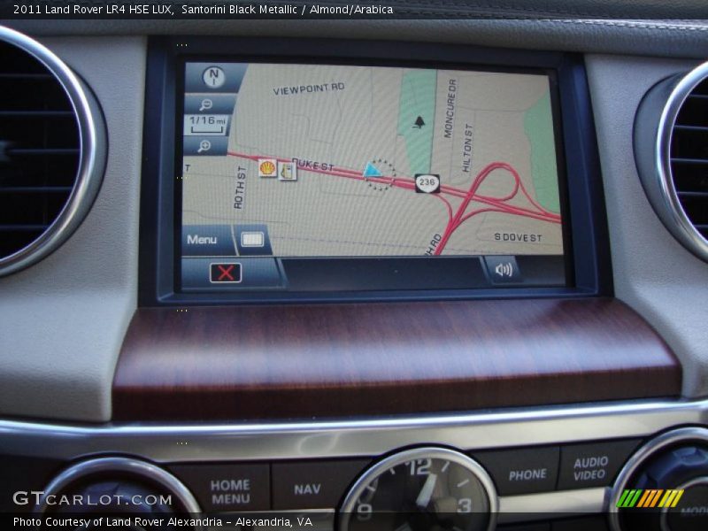 Navigation of 2011 LR4 HSE LUX