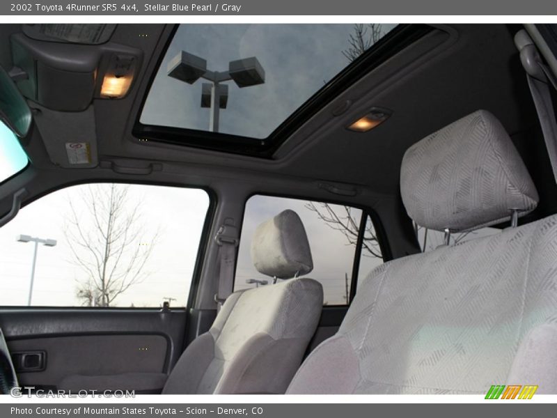 Stellar Blue Pearl / Gray 2002 Toyota 4Runner SR5 4x4
