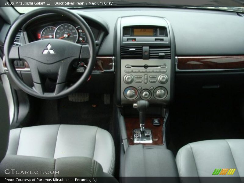 Quick Silver Pearl / Medium Gray 2009 Mitsubishi Galant ES