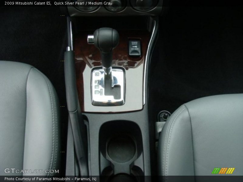 Quick Silver Pearl / Medium Gray 2009 Mitsubishi Galant ES