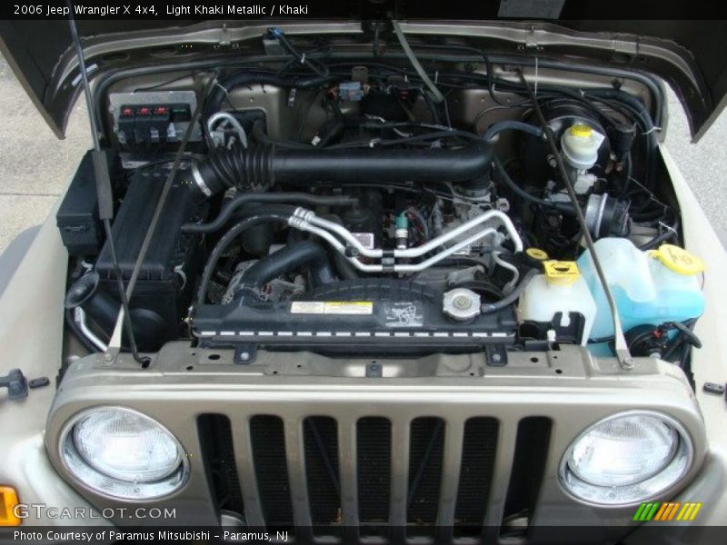 Light Khaki Metallic / Khaki 2006 Jeep Wrangler X 4x4