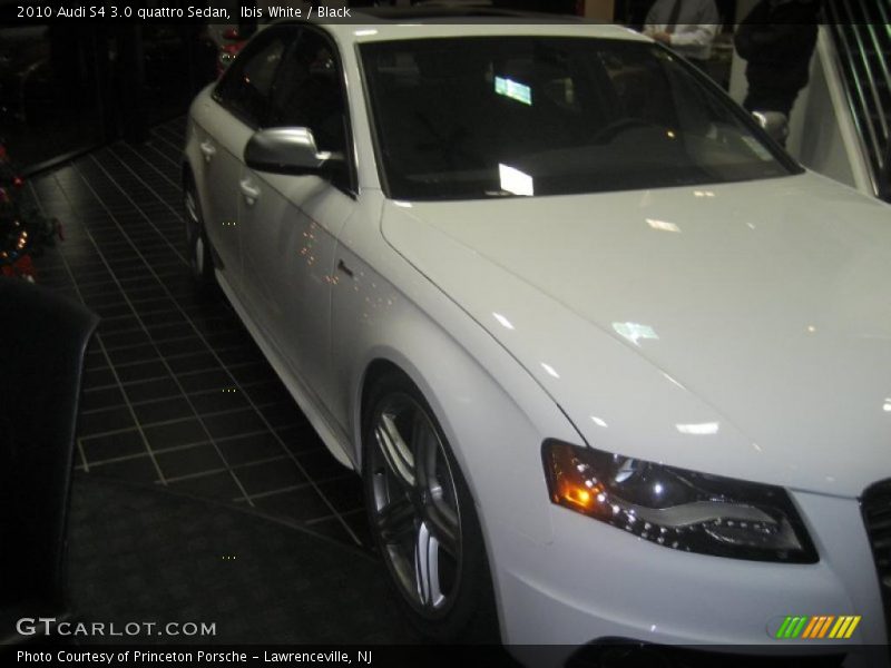 Ibis White / Black 2010 Audi S4 3.0 quattro Sedan