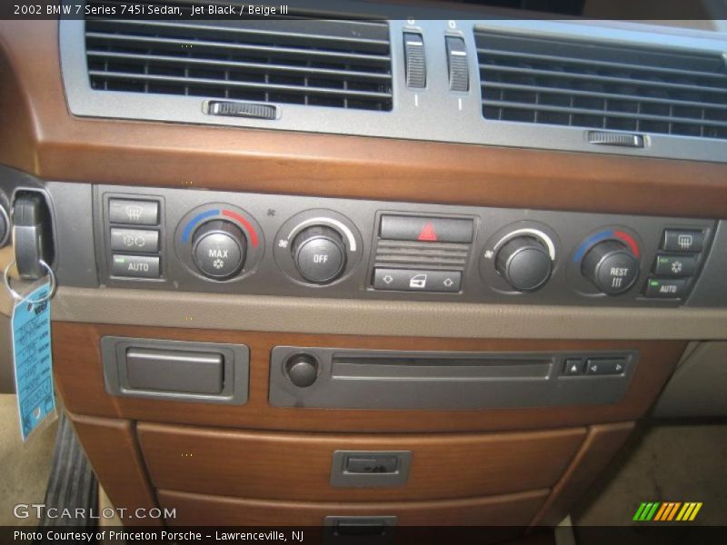 Jet Black / Beige III 2002 BMW 7 Series 745i Sedan