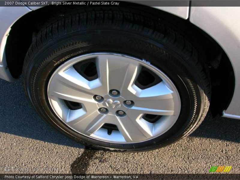 Bright Silver Metallic / Pastel Slate Gray 2007 Dodge Caliber SXT