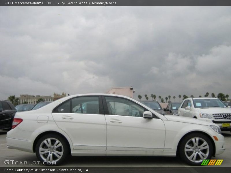 Arctic White / Almond/Mocha 2011 Mercedes-Benz C 300 Luxury