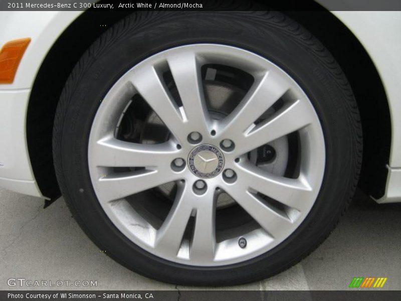 Arctic White / Almond/Mocha 2011 Mercedes-Benz C 300 Luxury