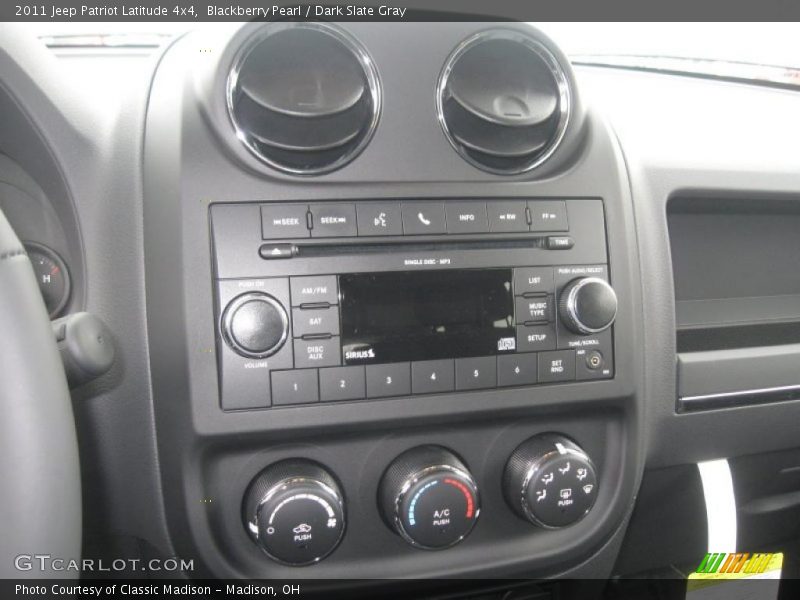 Controls of 2011 Patriot Latitude 4x4