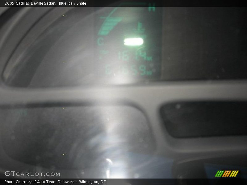 Blue Ice / Shale 2005 Cadillac DeVille Sedan