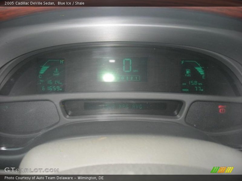 Blue Ice / Shale 2005 Cadillac DeVille Sedan