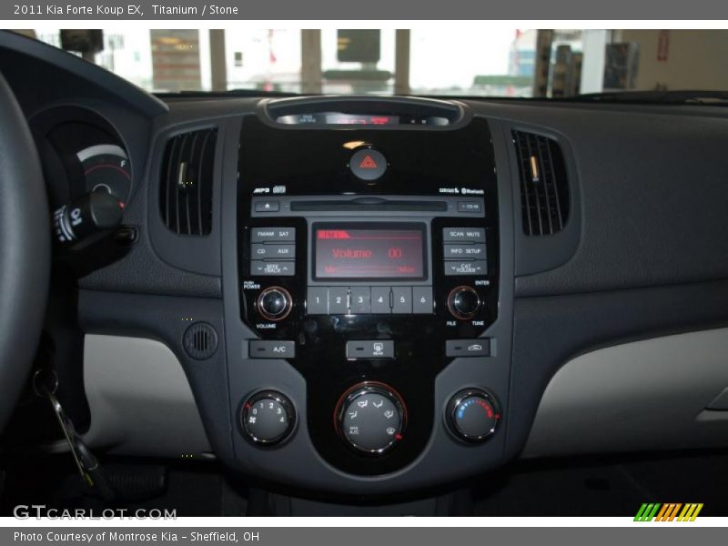 Controls of 2011 Forte Koup EX