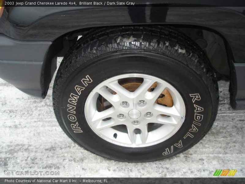 Brilliant Black / Dark Slate Gray 2003 Jeep Grand Cherokee Laredo 4x4