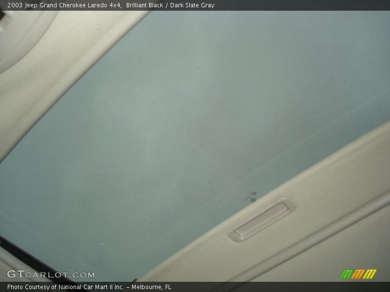 Brilliant Black / Dark Slate Gray 2003 Jeep Grand Cherokee Laredo 4x4