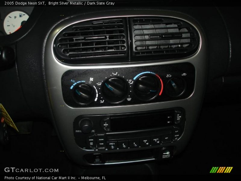 Bright Silver Metallic / Dark Slate Gray 2005 Dodge Neon SXT