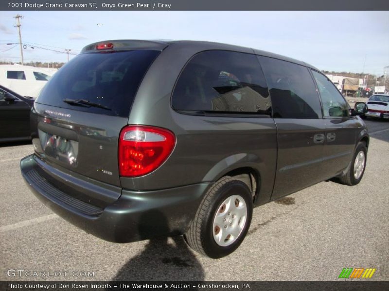 Onyx Green Pearl / Gray 2003 Dodge Grand Caravan SE