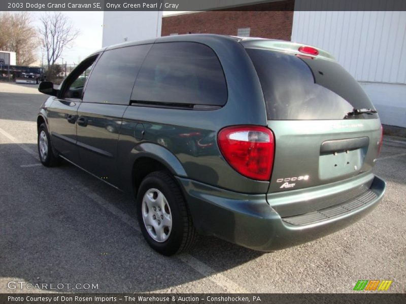 Onyx Green Pearl / Gray 2003 Dodge Grand Caravan SE