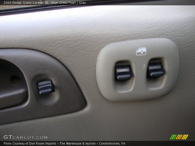 Onyx Green Pearl / Gray 2003 Dodge Grand Caravan SE