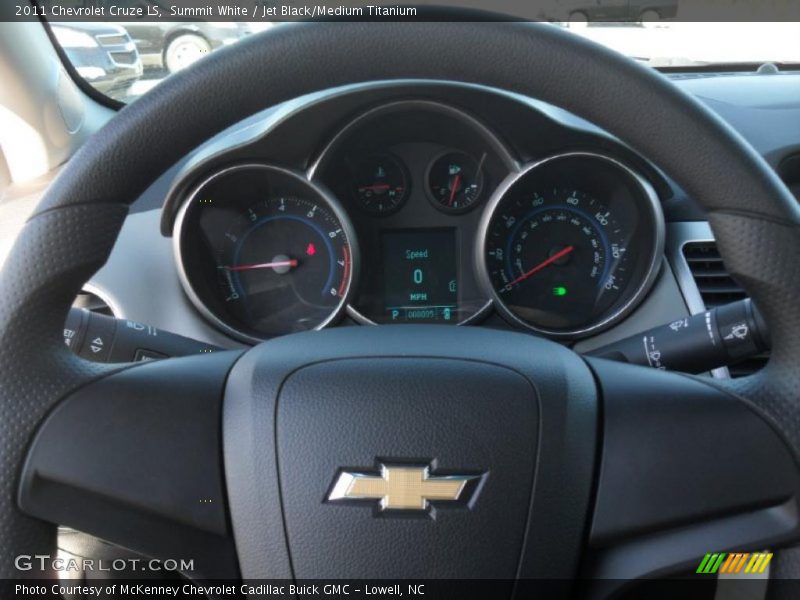Summit White / Jet Black/Medium Titanium 2011 Chevrolet Cruze LS