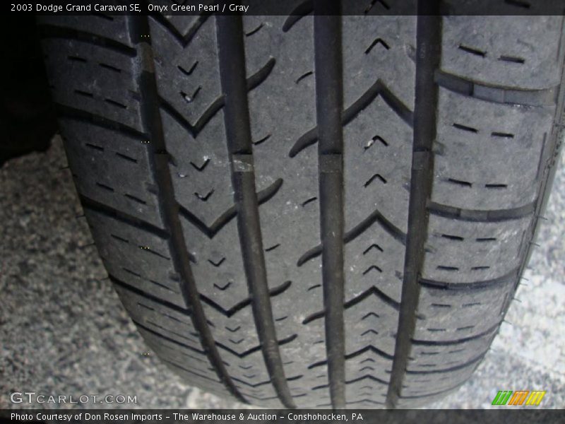 Onyx Green Pearl / Gray 2003 Dodge Grand Caravan SE