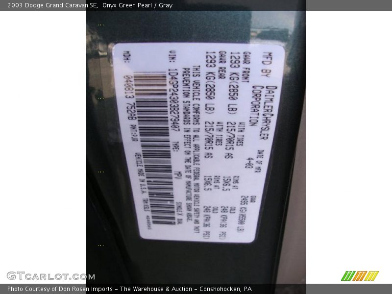 Onyx Green Pearl / Gray 2003 Dodge Grand Caravan SE
