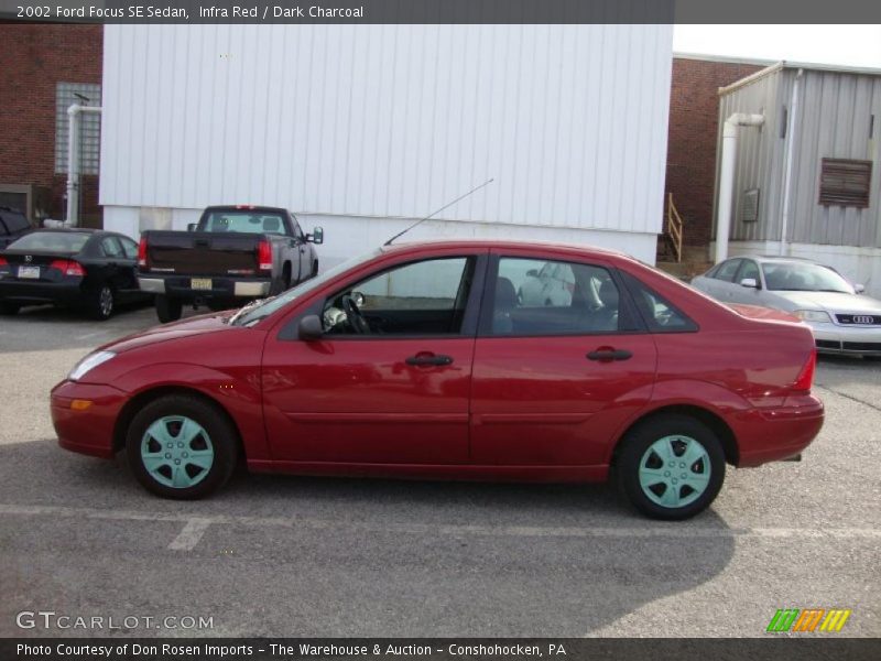 Infra Red / Dark Charcoal 2002 Ford Focus SE Sedan